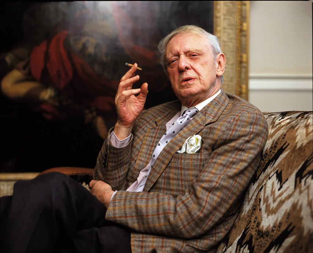 Anthony Burgess: el genio multifacético más allá de "La naranja mecánica"