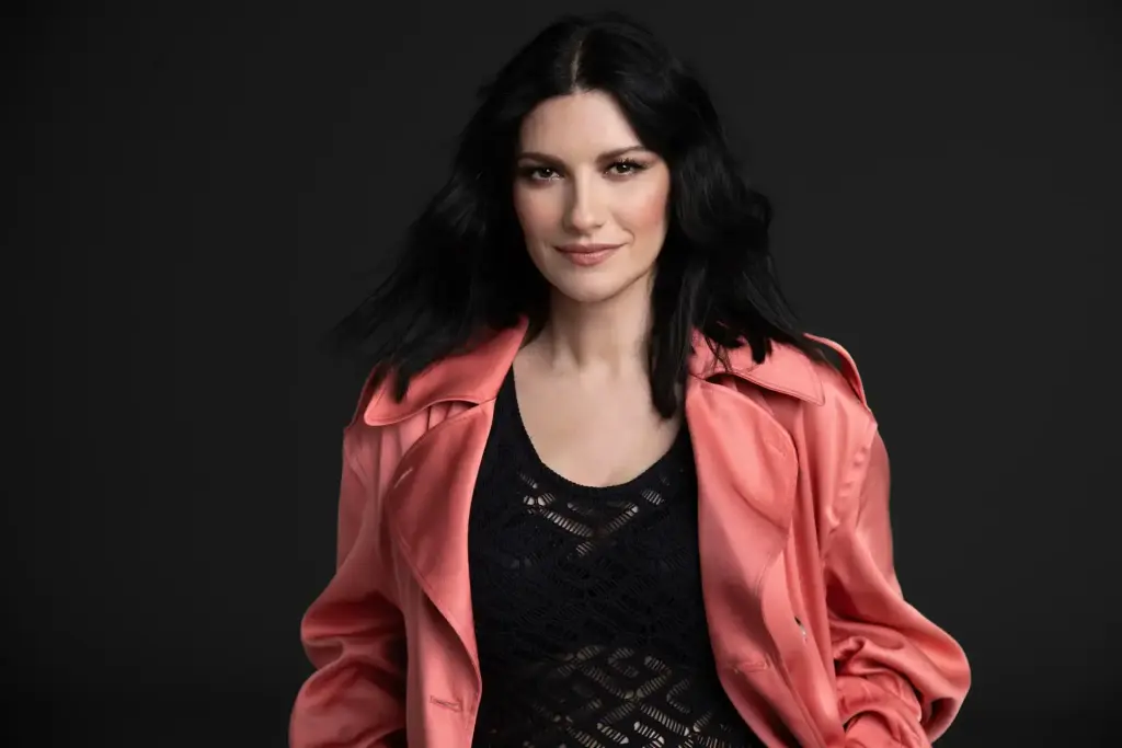 Laura Pausini reconquista al público dominicano con una noche cargada de emoción