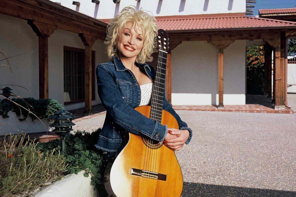 La vez que Dolly Parton se atrevió a decirle “no” a Elvis Presley