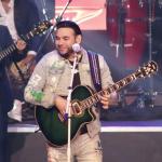 El Chaval de la Bachata conquista con sold out y gira internacional