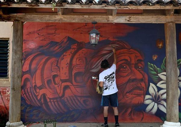 El Salvador pinta de nuevo sus paredes: cuando el muralismo convierte las calles en galerías a cielo abierto