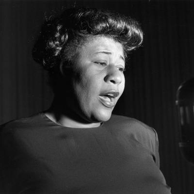 Ella Fitzgerald: a 30 años de la partida de la voz que enseñó a cantar al jazz