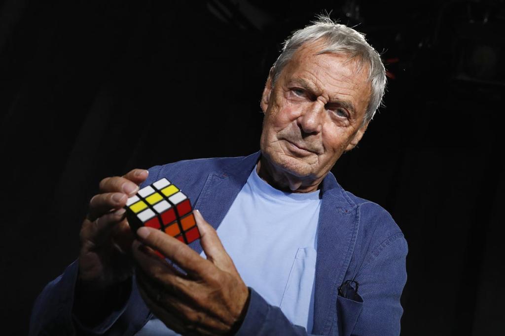 El cubo de Rubik: el rompecabezas con 43 quintillones de posibilidades que conquistó al mundo hace más de 50 años