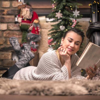 ¿Qué leer en estos días? Cuatro libros impregnados del espíritu navideño