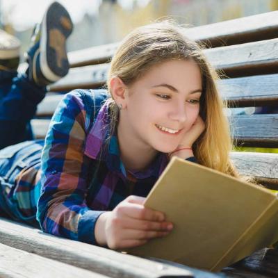 Leer desde la infancia: una defensa contra la desinformación y una inversión para el futuro