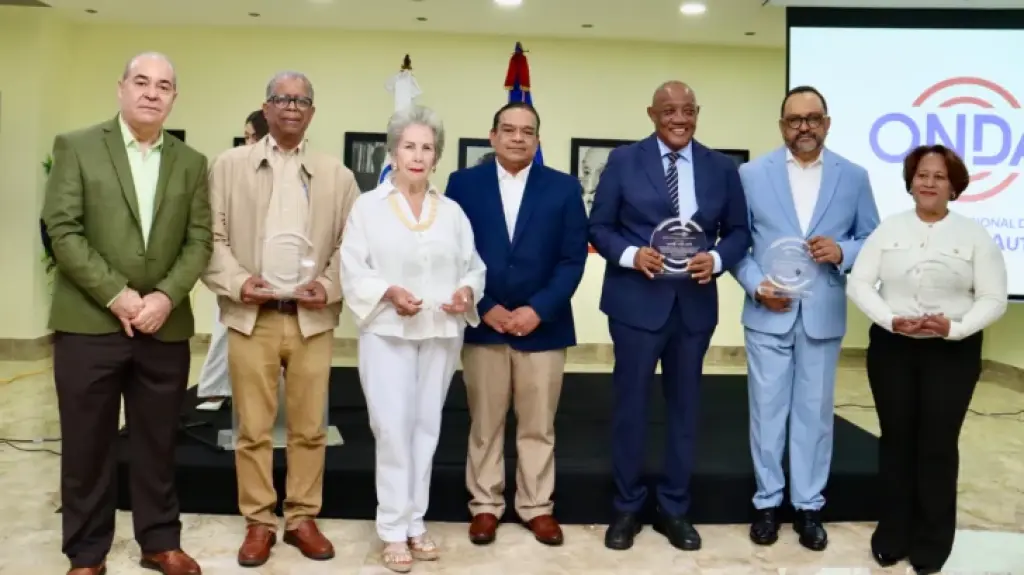 La ONDA honra a cinco voces literarias en defensa del derecho de autor