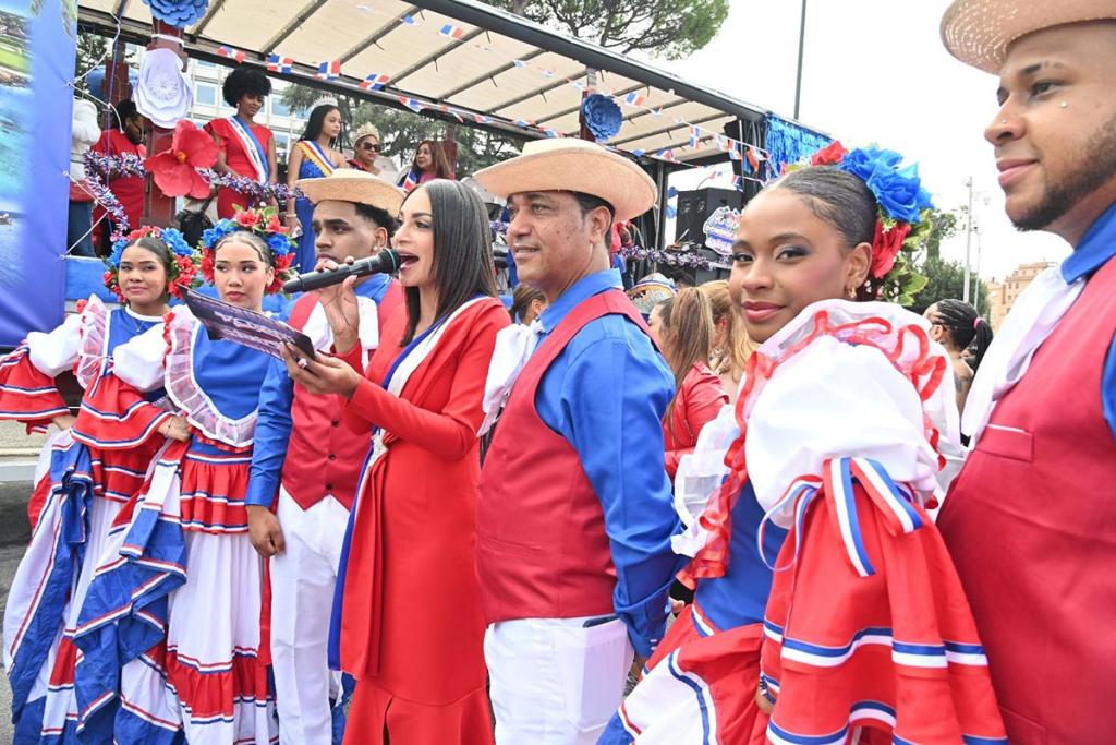 Roma se tiñó de tricolor: cuarta Parada Dominicana Europea cautiva a la capital italiana