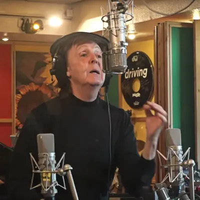 Paul McCartney revive sus recuerdos y homenajea a John Lennon en su nuevo disco