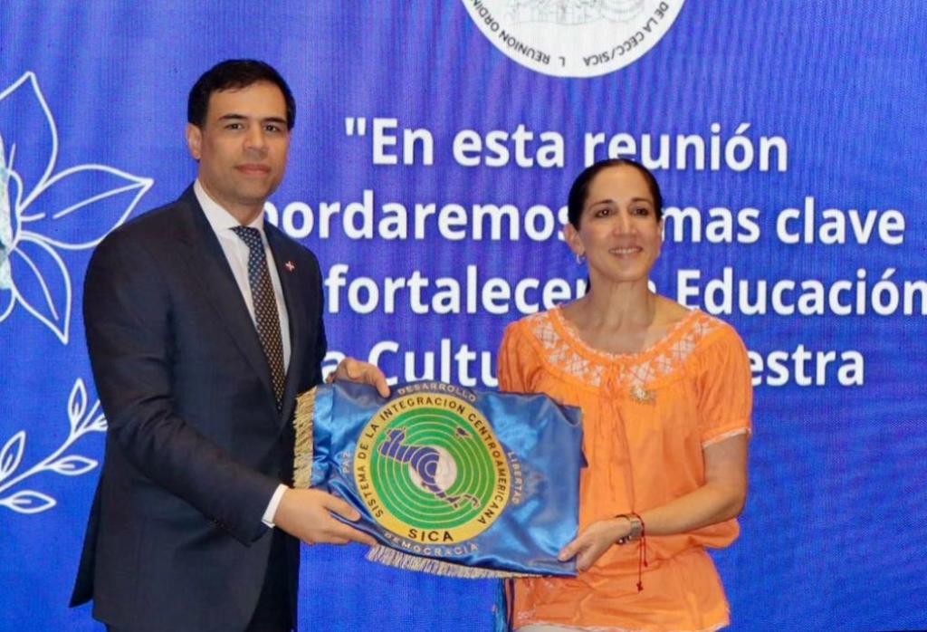 Roberto Ángel Salcedo asume la presidencia pro tempore de la CECC-SICA en Panamá