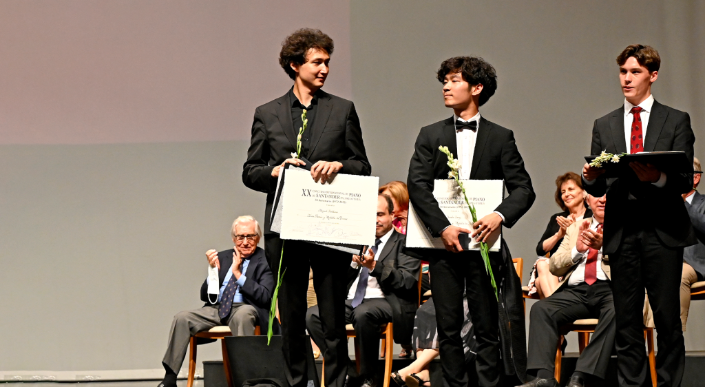 Gala de Ganadores del Concurso de Piano Santander llegará a Santo Domingo con tres virtuosos pianistas