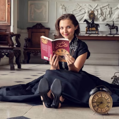 Netflix revive la novela 'Las siete esferas' en conmemoración a Agatha Christie