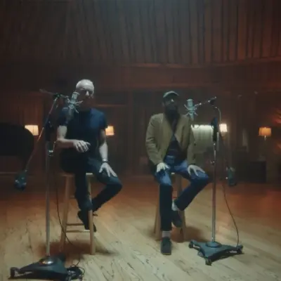 Sting se une al candor caribeño en una versión de “Estrellitas y Duendes” junto a Juan Luis Guerra